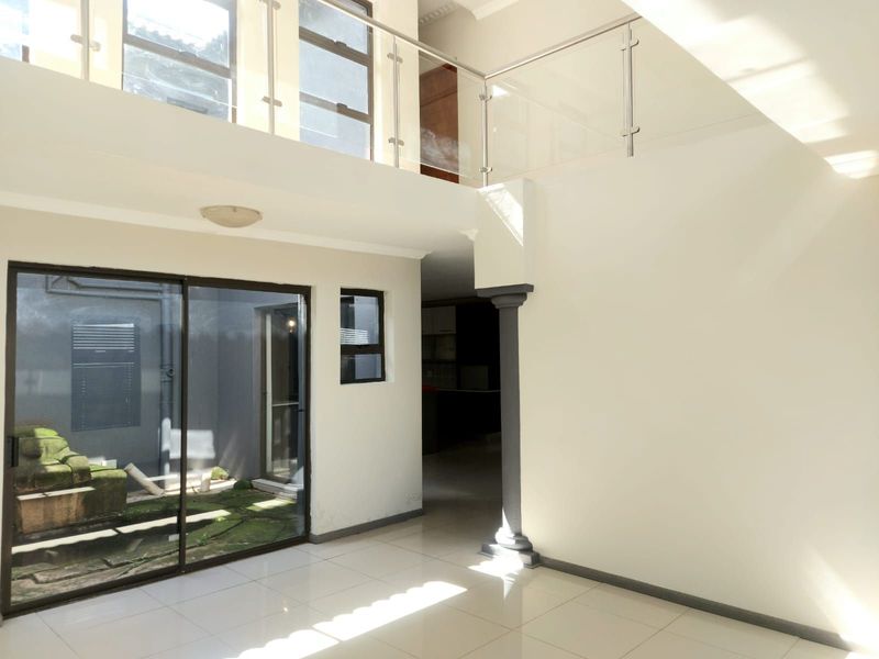 House For Sale in Savannah Country Estate - Photo 3