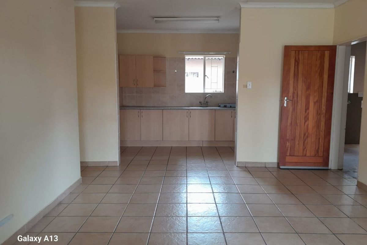 House For Sale in Onverwacht - Photo 4