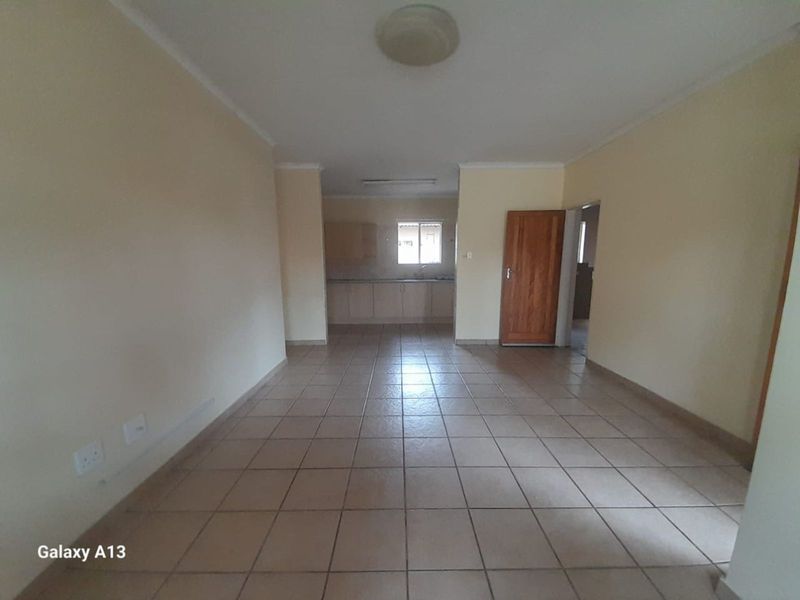 House For Sale in Onverwacht - Photo 5