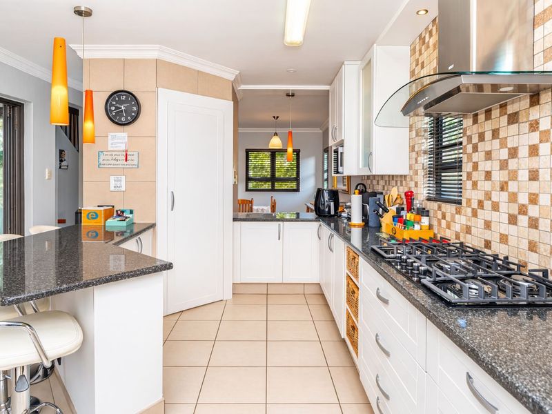 House For Sale in Mnandi - Photo 8