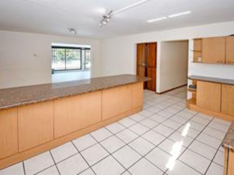 House For Sale in Ferndale - Photo 4