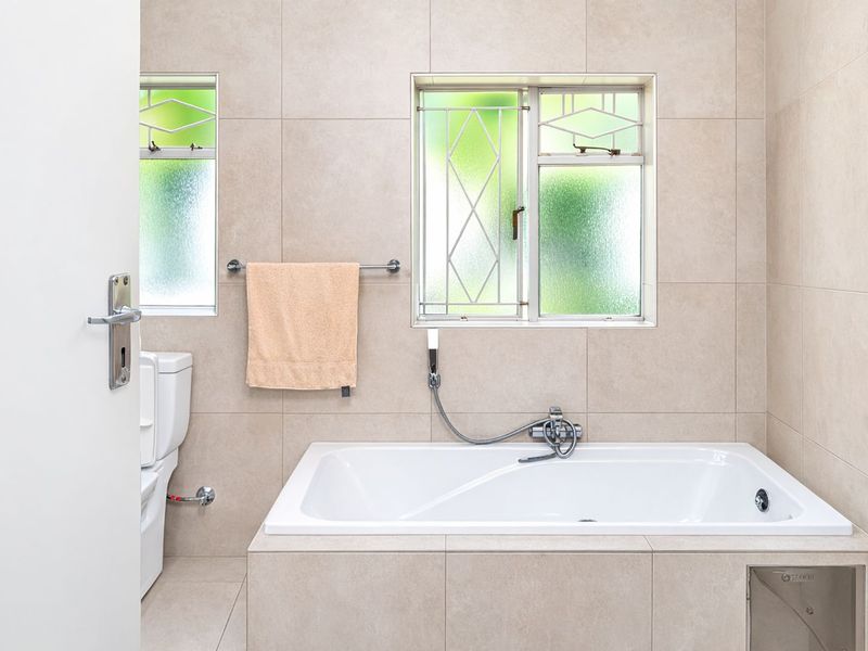 House For Sale in Blairgowrie - Photo 10