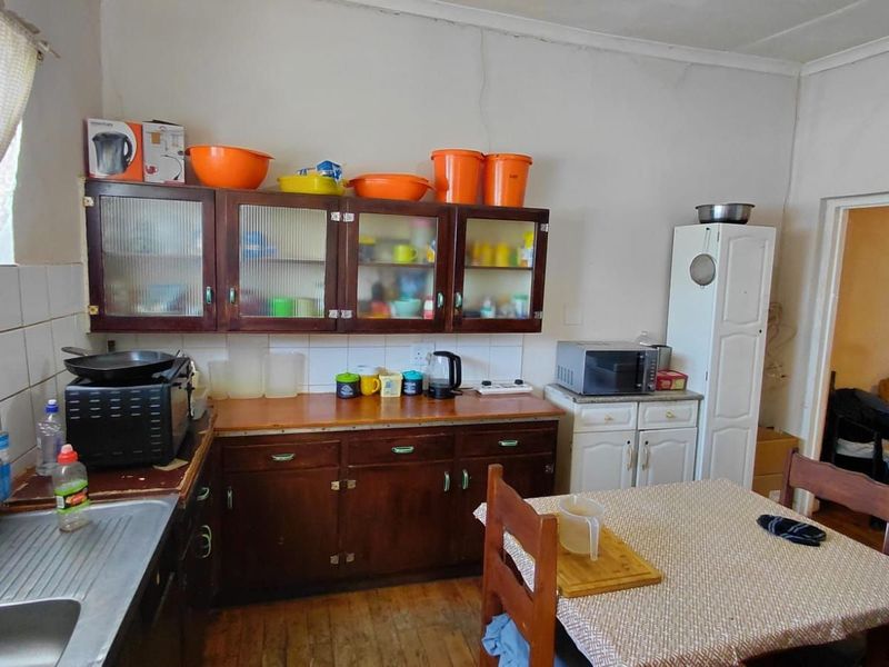 House For Sale in Oudtshoorn North - Photo 5