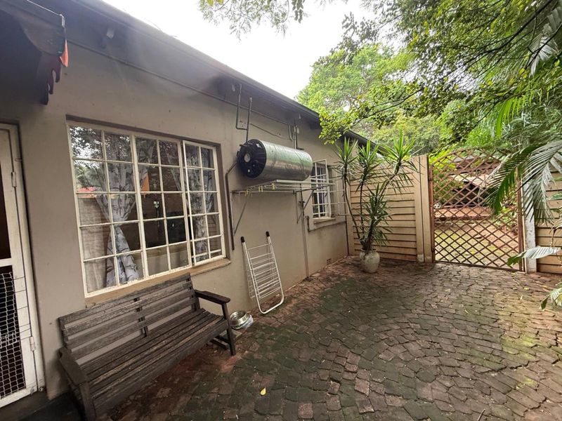 House For Sale in Pretoria North - Photo 2