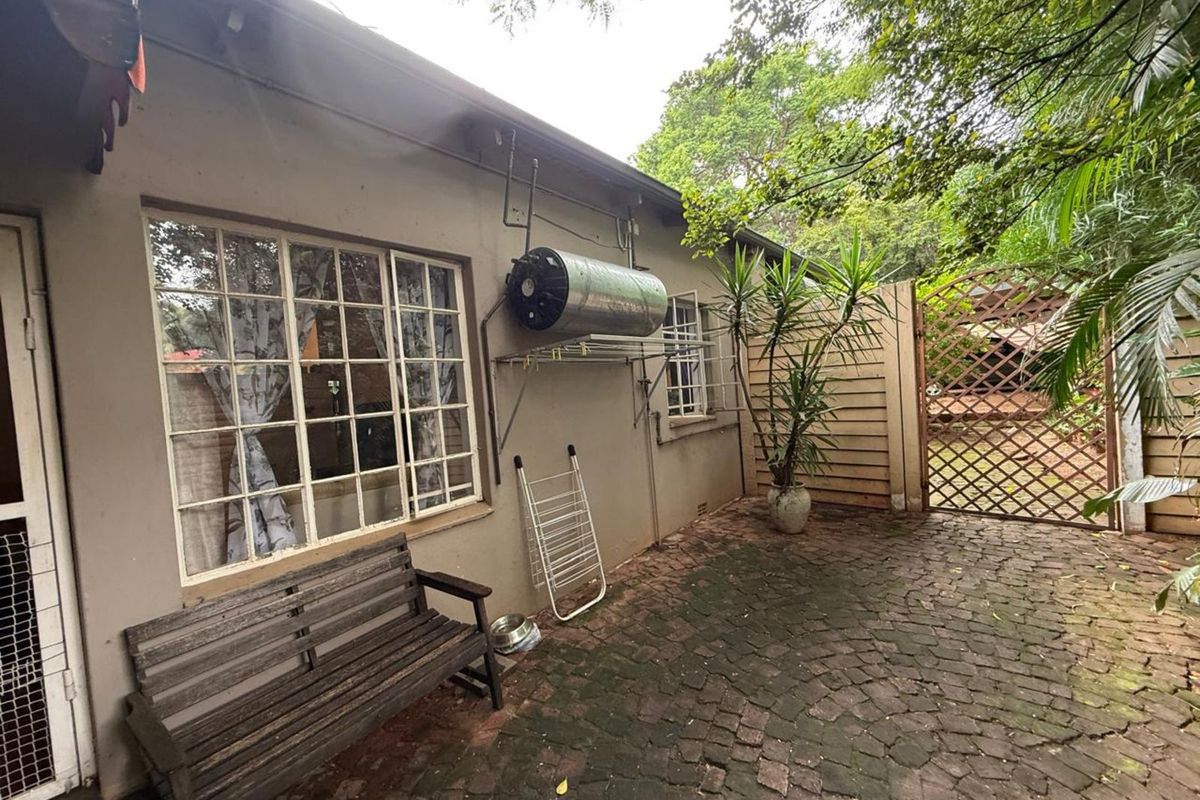 House For Sale in Pretoria North - Photo 2