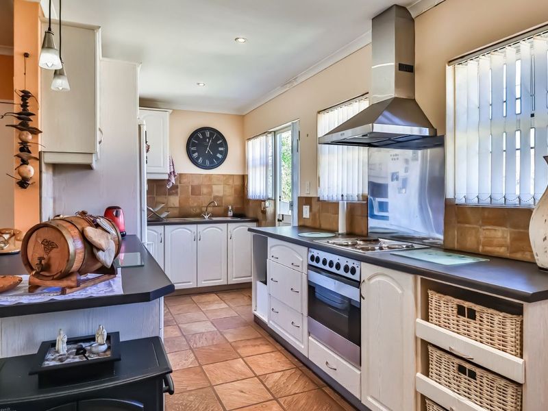 House For Sale in Villiersdorp Central - Photo 10