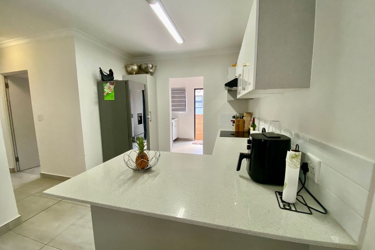 House For Sale in Rua Vista - Photo 4