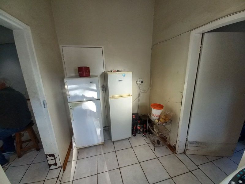 House For Sale in New Park - Photo 6