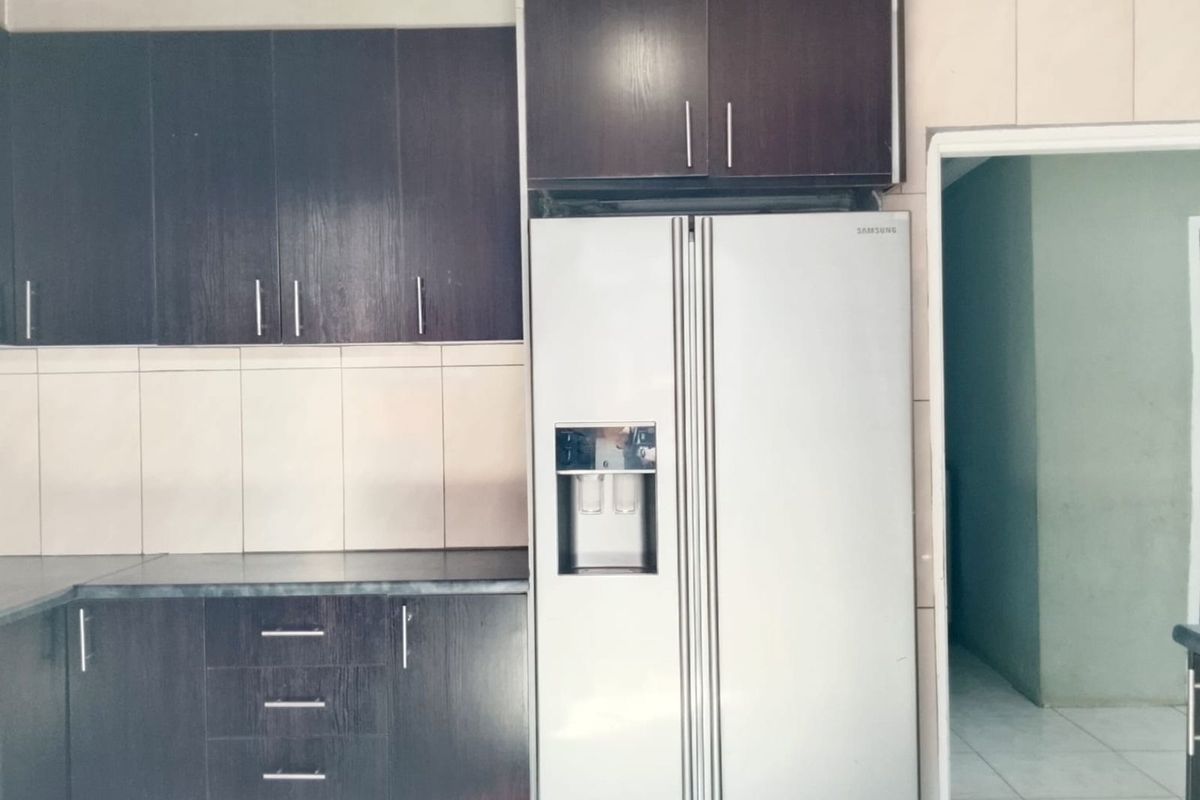 House For Sale in Likole - Photo 3