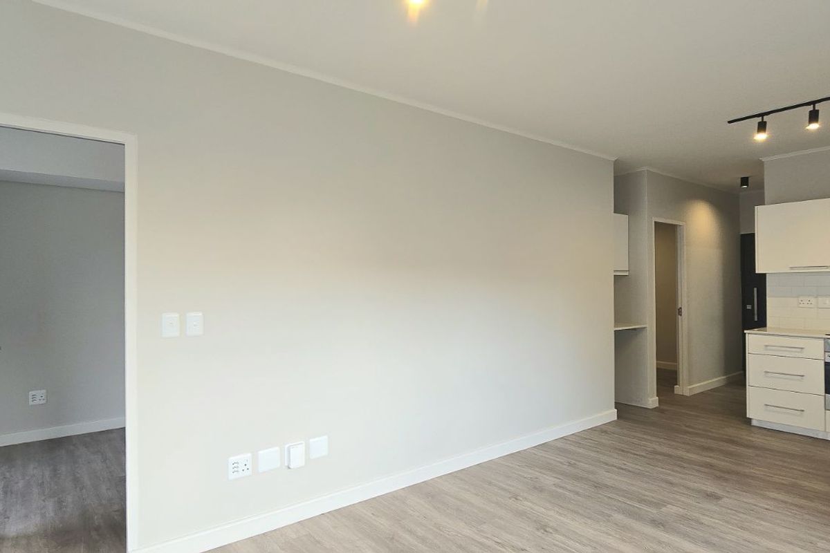 Apartment For Sale in Mossel Bay Central - Photo 4