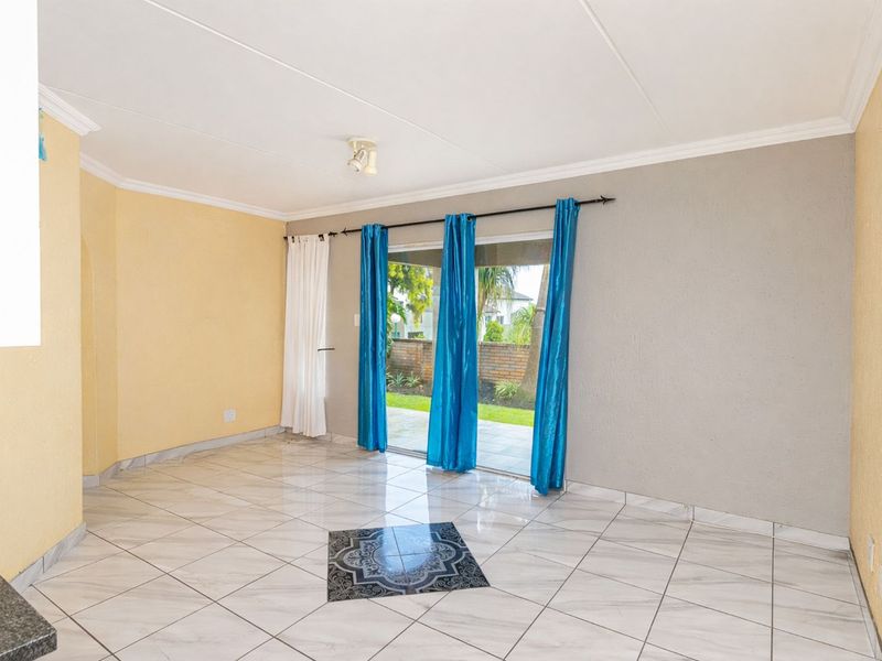 Apartment For Sale in Bromhof - Photo 10