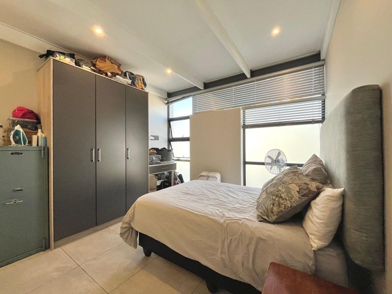 Apartment To Rent in Menlo Park - Photo 8