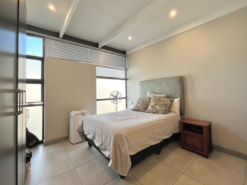 Apartment To Rent in Menlo Park - Photo 7