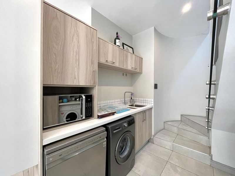 Apartment To Rent in Menlo Park - Photo 6