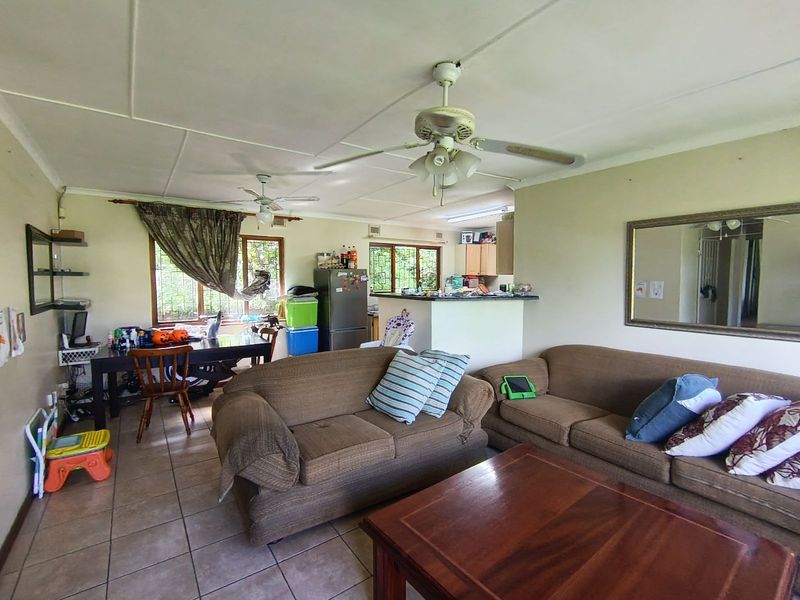 House For Sale in Forest Hills - Photo 7