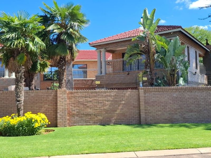 House For Sale in Bendor - Photo 4