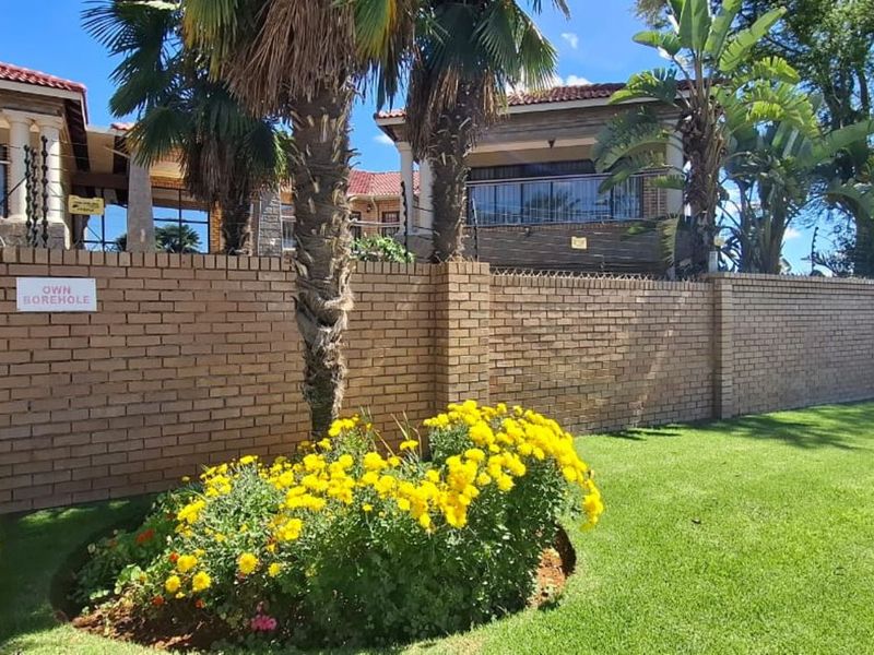 House For Sale in Bendor - Photo 5