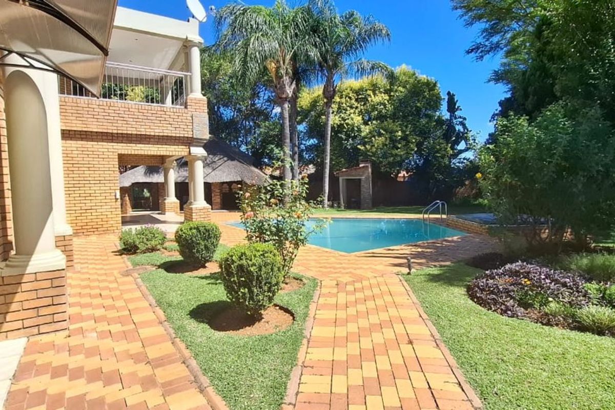 House For Sale in Bendor - Photo 2