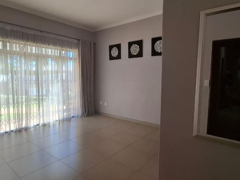 House For Sale in Bendor - Photo 9