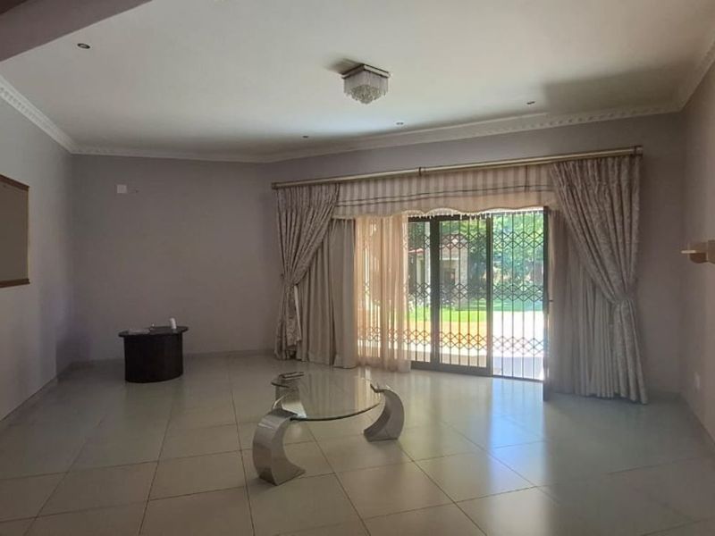 House For Sale in Bendor - Photo 10