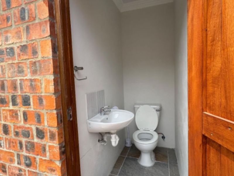 House For Sale in Stilbaai Wes - Photo 10