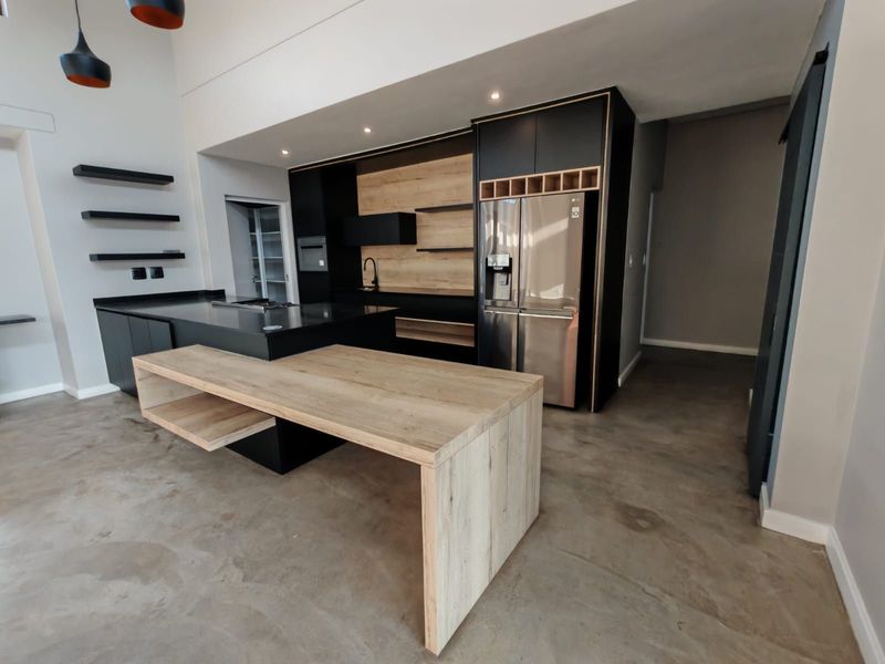 House To Rent in Copperleaf Estate - Photo 8