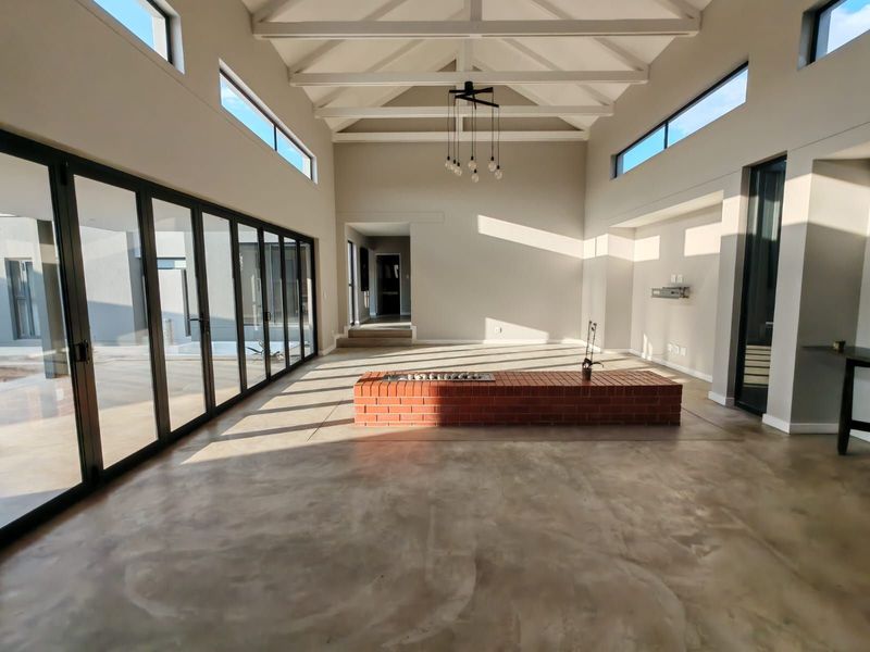 House To Rent in Copperleaf Estate - Photo 3