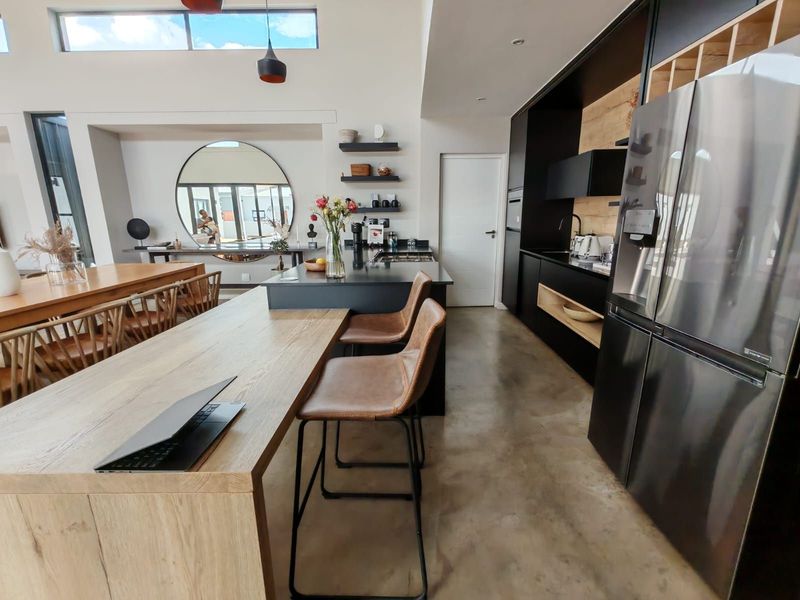 House To Rent in Copperleaf Estate - Photo 5