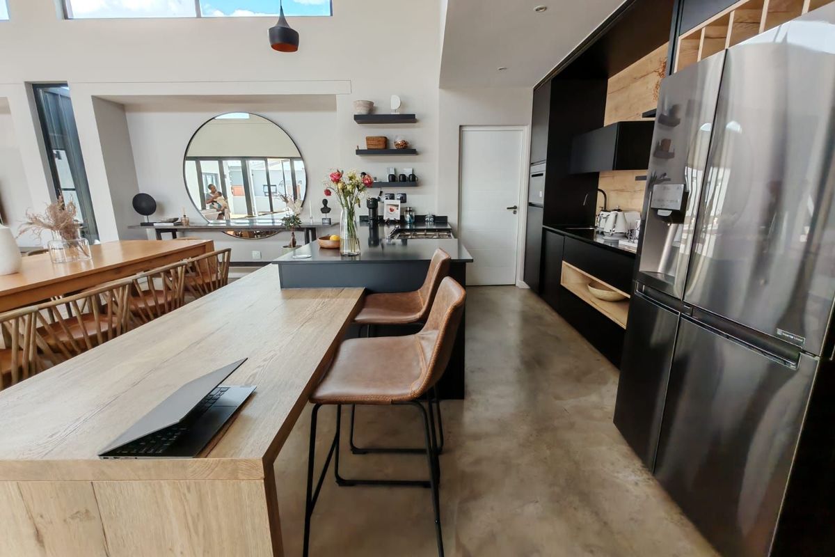 House To Rent in Copperleaf Estate - Photo 5