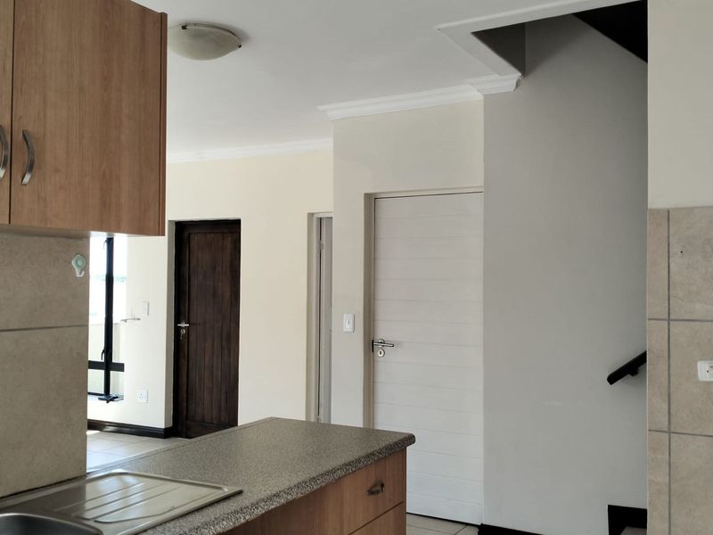 House To Rent in Blue Mountain Village - Photo 6