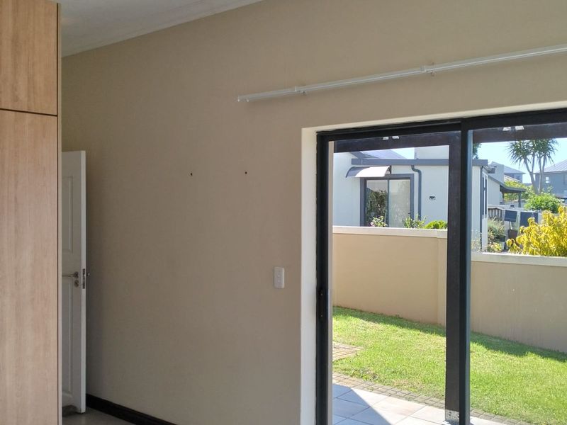 House To Rent in Blue Mountain Village - Photo 10