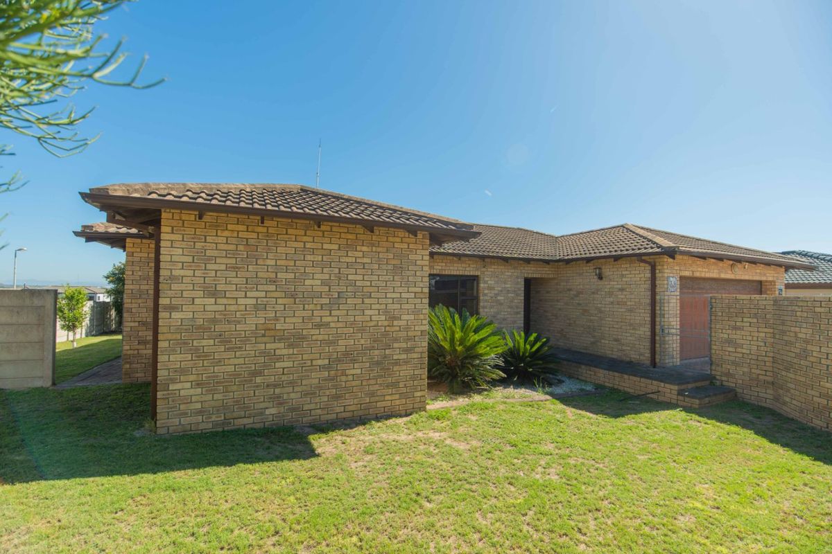 House For Sale in Kamma Heights - Photo 3