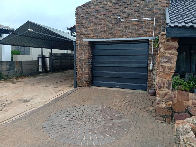 House For Sale in Masada - Photo 3