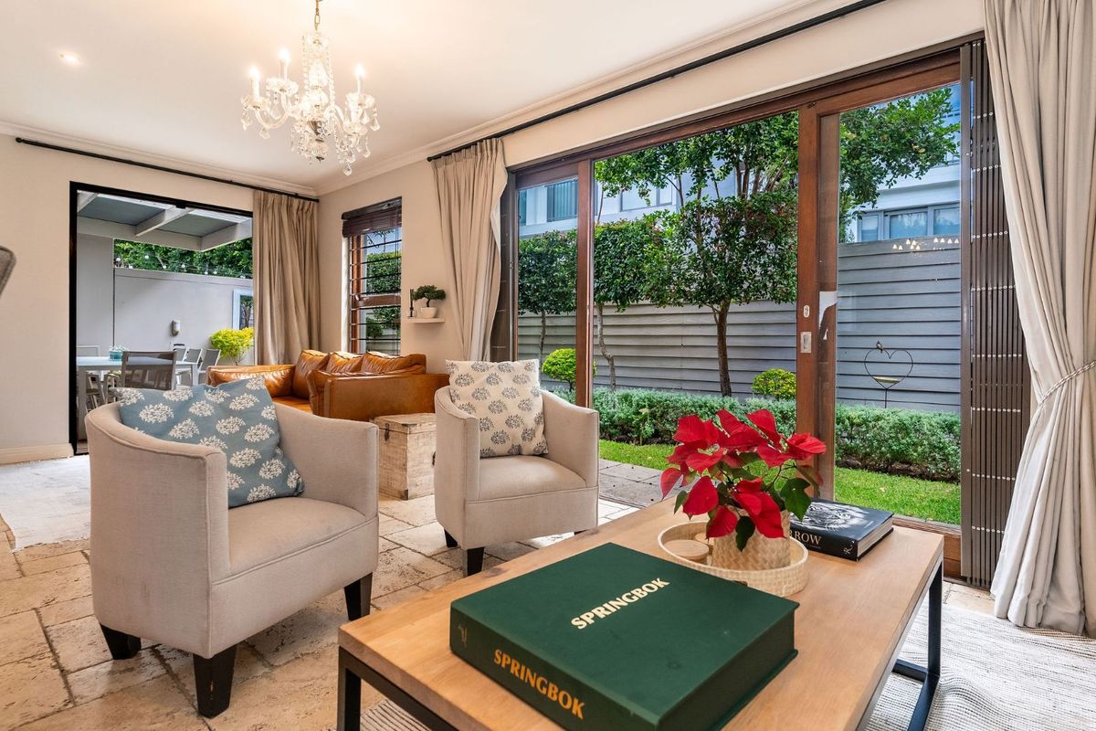 Townhouse For Sale in Claremont Upper - Photo 3