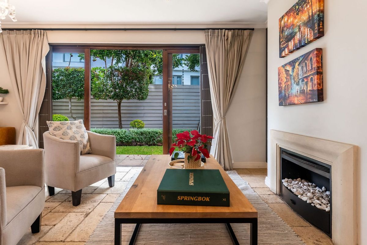 Townhouse For Sale in Claremont Upper - Photo 4