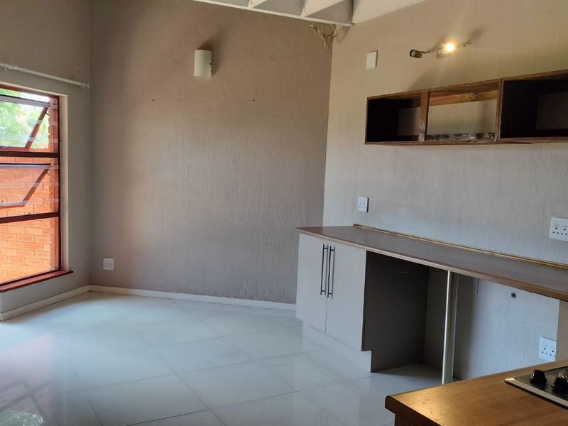 Apartment For Sale in Honeydew - Photo 10