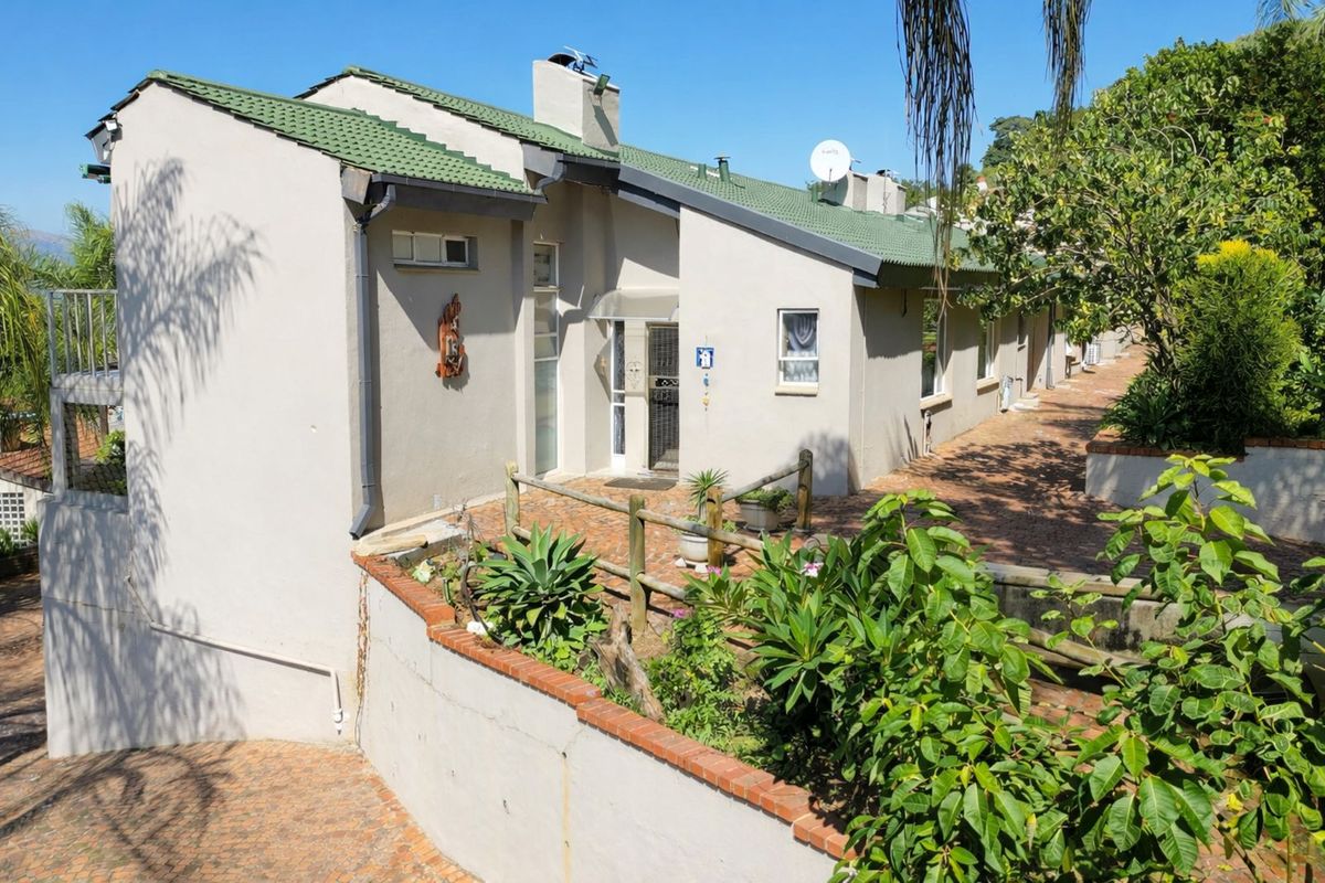 Apartment For Sale in Kosmos - Photo 4