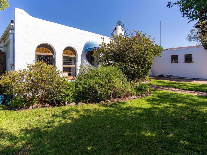 House For Sale in Diep River - Photo 2