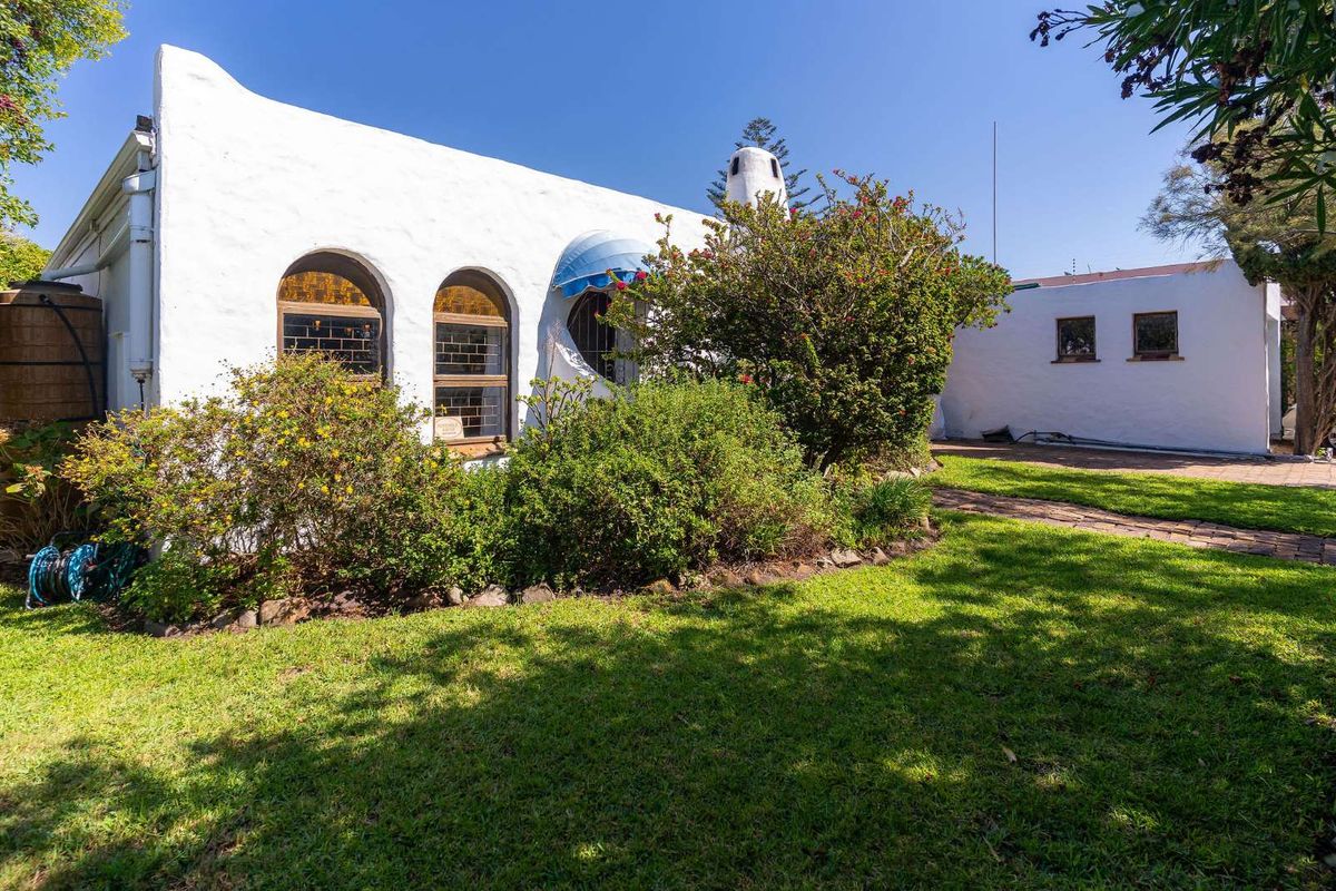 House For Sale in Diep River - Photo 2