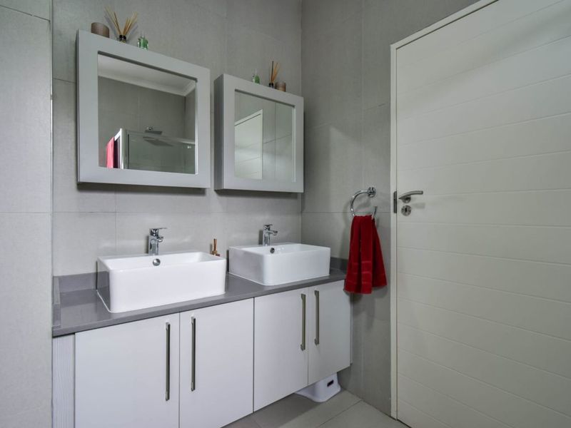 Apartment For Sale in Carlswald Estate - Photo 8