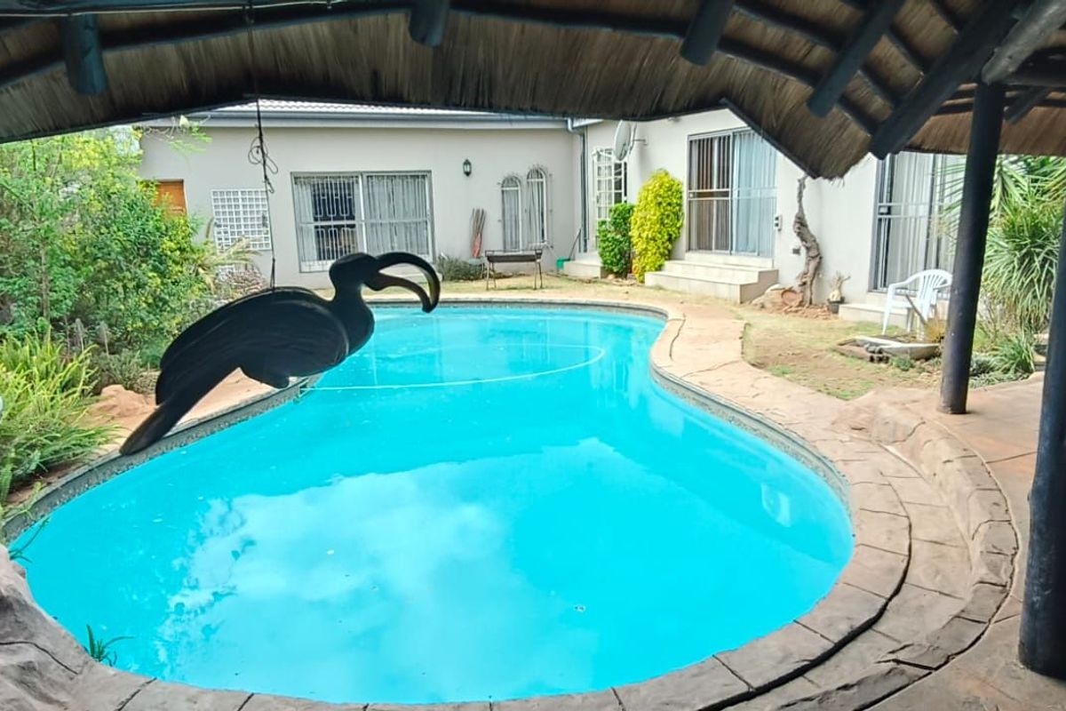 House For Sale in Pretoria Gardens - Photo 3