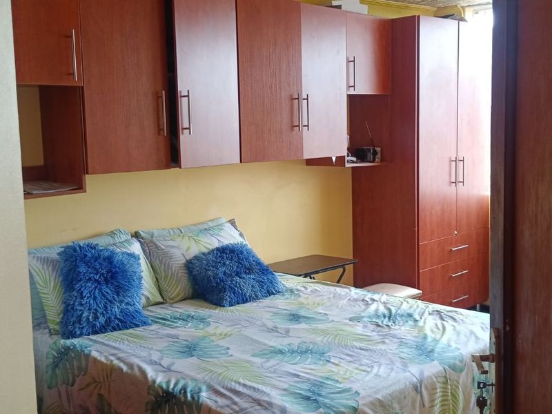 Apartment For Sale in Silverton - Photo 6