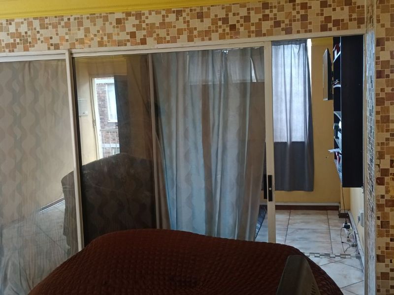 Apartment For Sale in Silverton - Photo 10