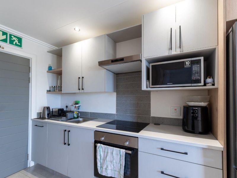 Apartment For Sale in Hansmoeskraal AH - Photo 8