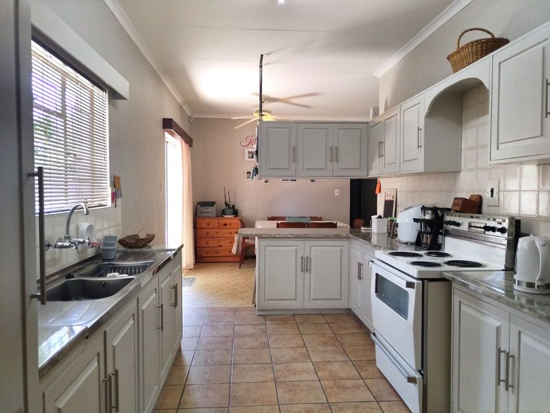 House For Sale in Villiersdorp Central - Photo 7