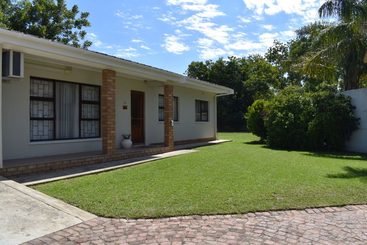 House For Sale in Villiersdorp Central - Photo 2