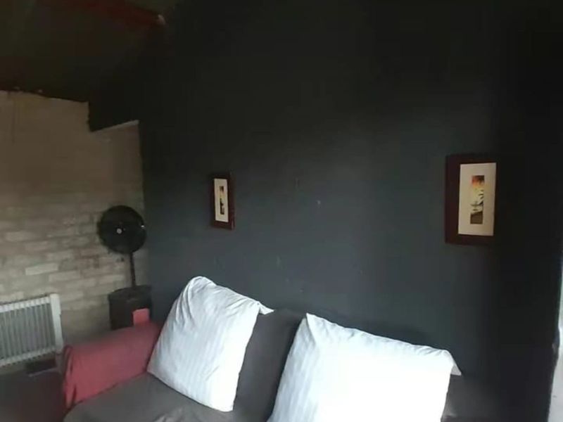 House For Sale in Hammanskraal Central - Photo 2