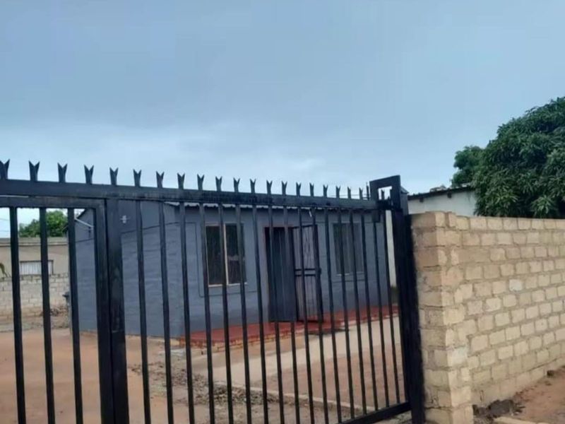 House For Sale in Hammanskraal Central - Photo 9