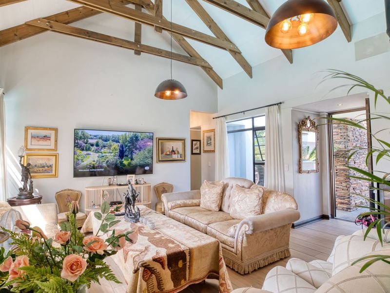 House For Sale in Earls Court Lifestyle Estate - Photo 4