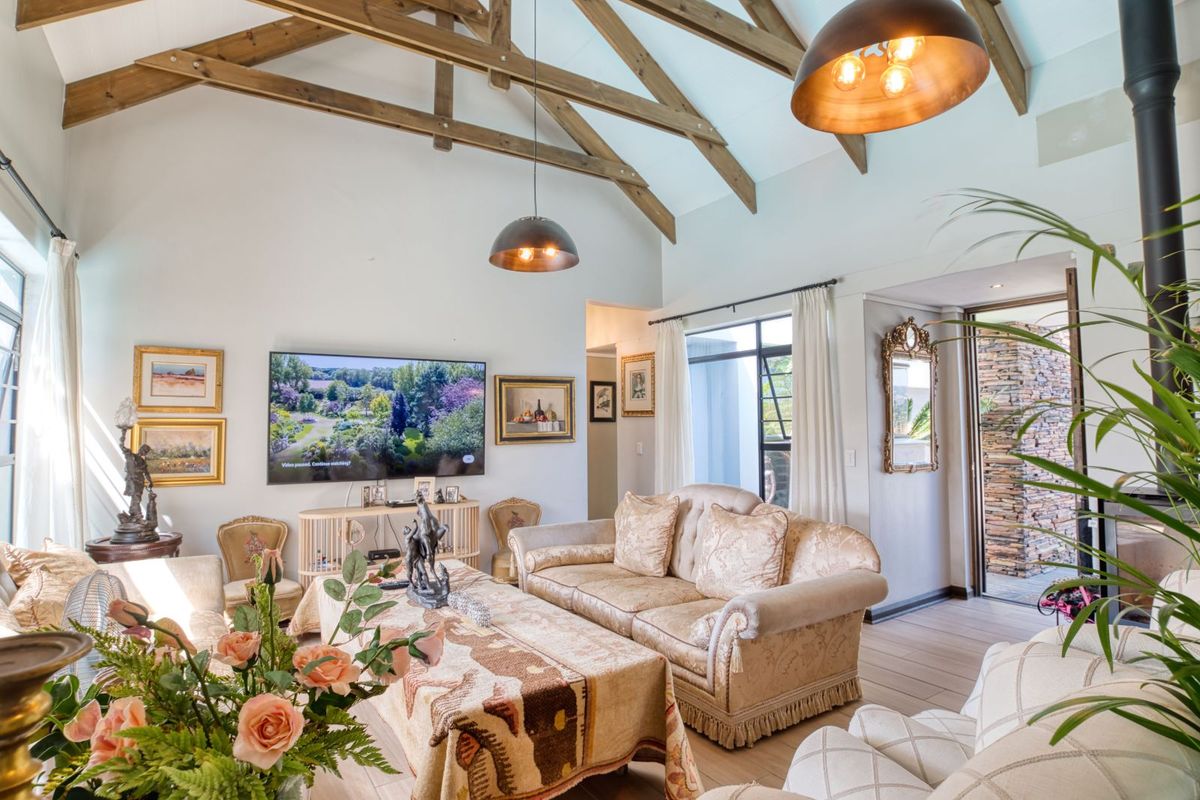 House For Sale in Earls Court Lifestyle Estate - Photo 4